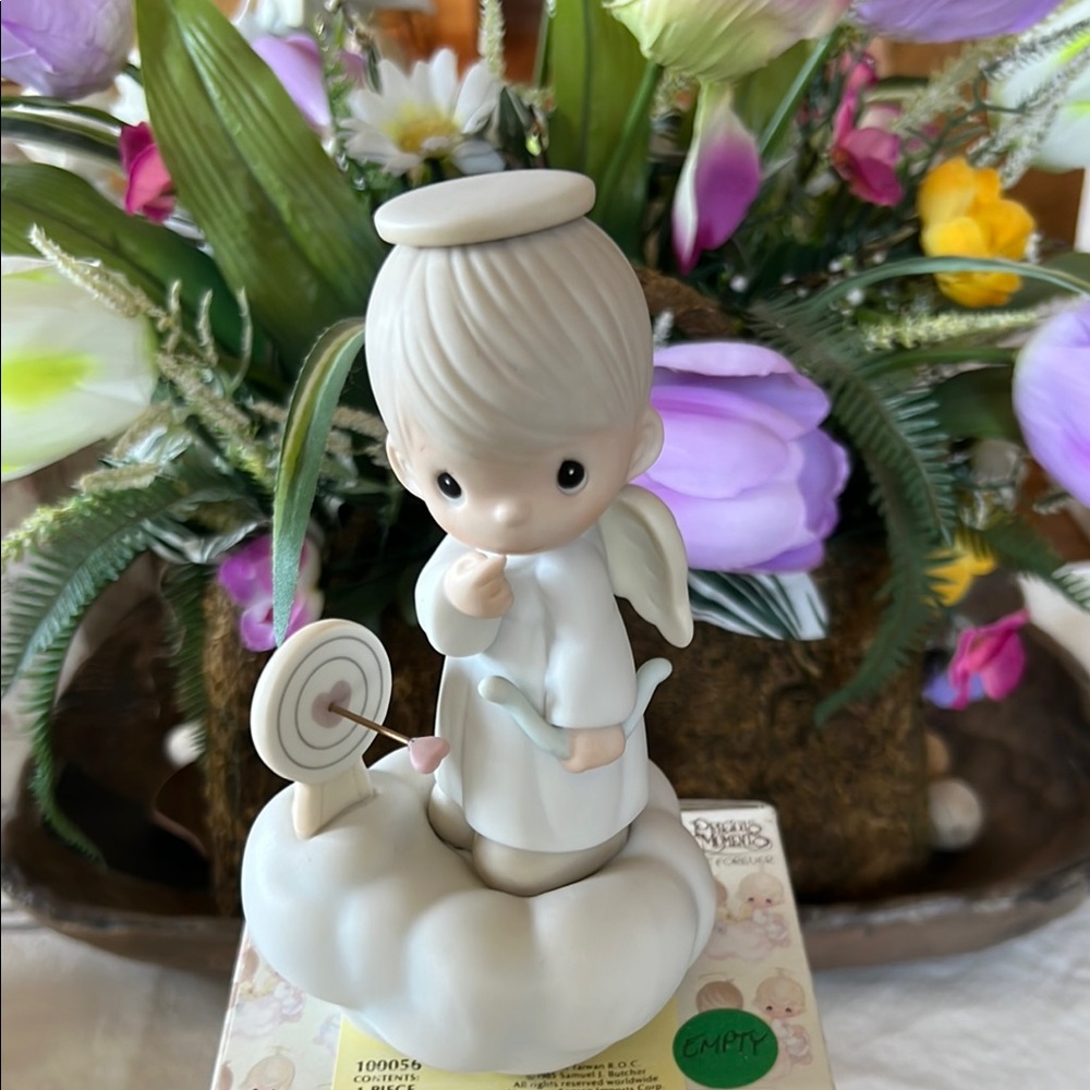 Precious Moments Sending My Love Figurine